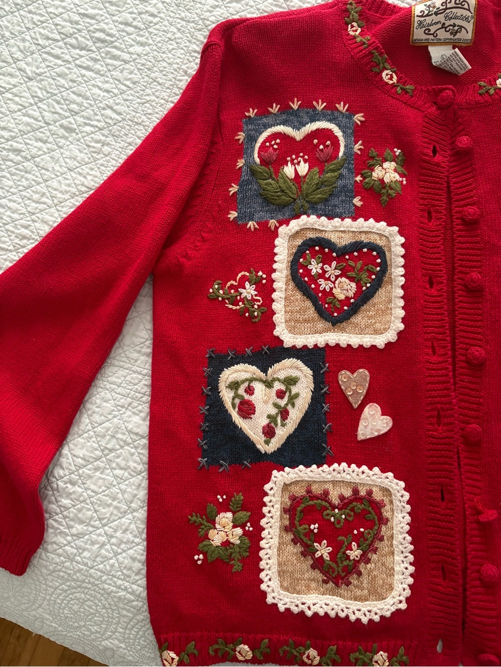 Vintage Heirloom Collectibles hand embroidered hearts cardigan. Size large. - Picture 2 of 11